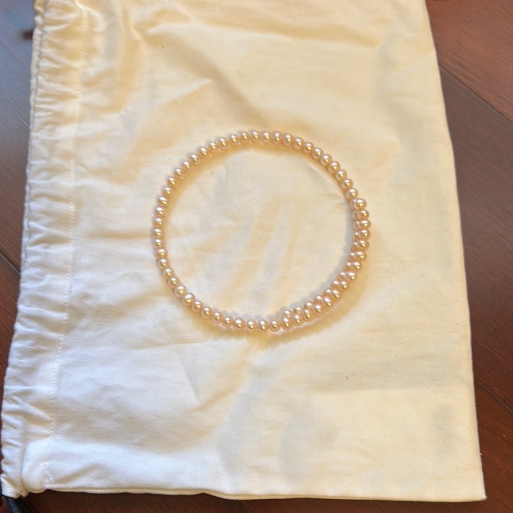 Elegant Pearl Necklace